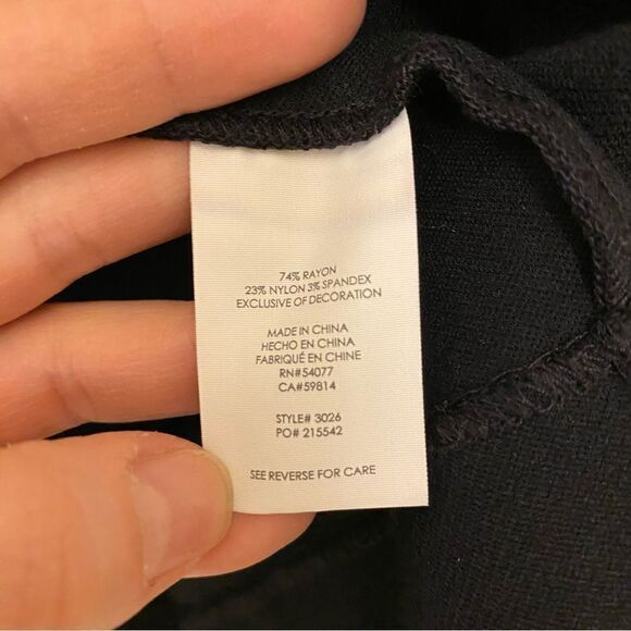 CAbi 3026 Turner Black Ponte knit Collarless one button Blazer jacket Size 6 - Picture 8 of 13